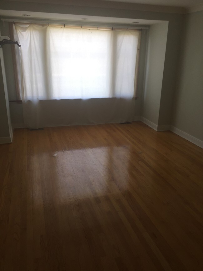 Living room - 4155 W 55th St