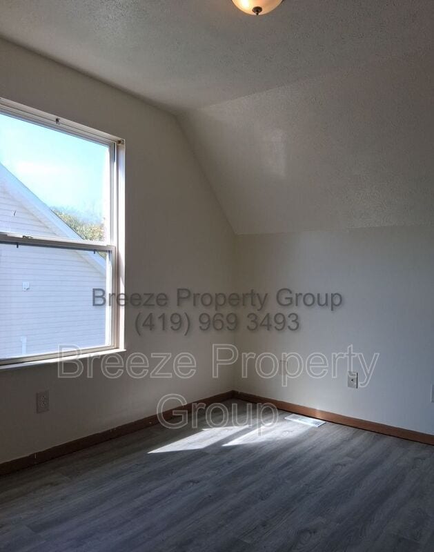 Building Photo - 2816 Benford Ln