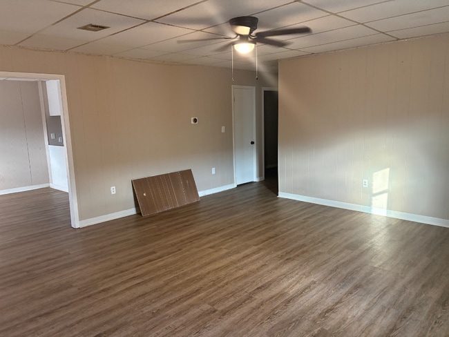 Building Photo - 603 Thornhill Dr