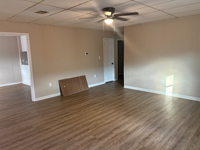 Foto del edificio - 603 Thornhill Dr