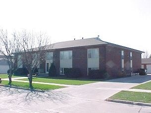 Primary Photo - 1304 Grand St