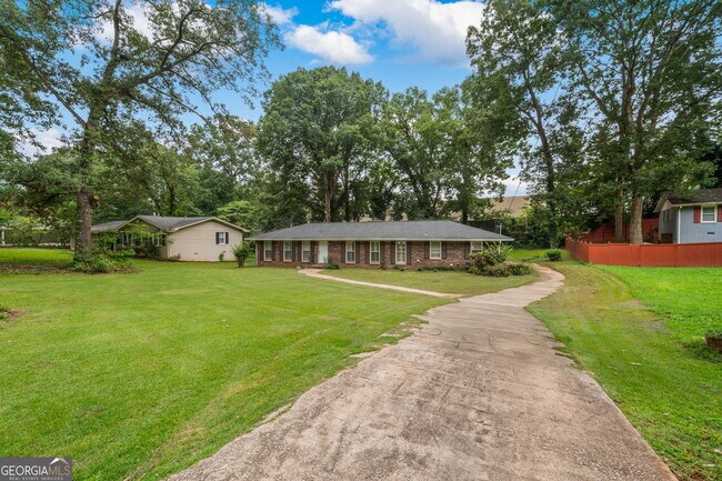 Foto del edificio - 4839 Lehigh Dr
