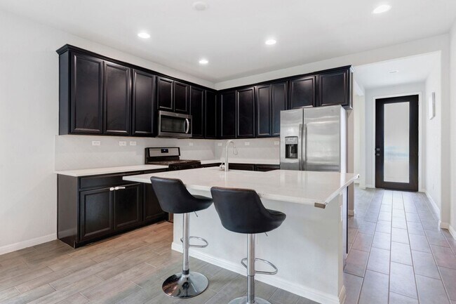 Foto del edificio - 420 Winding Hollow Ln