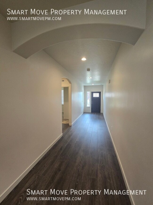 Building Photo - 7529 W Snowberry Dr