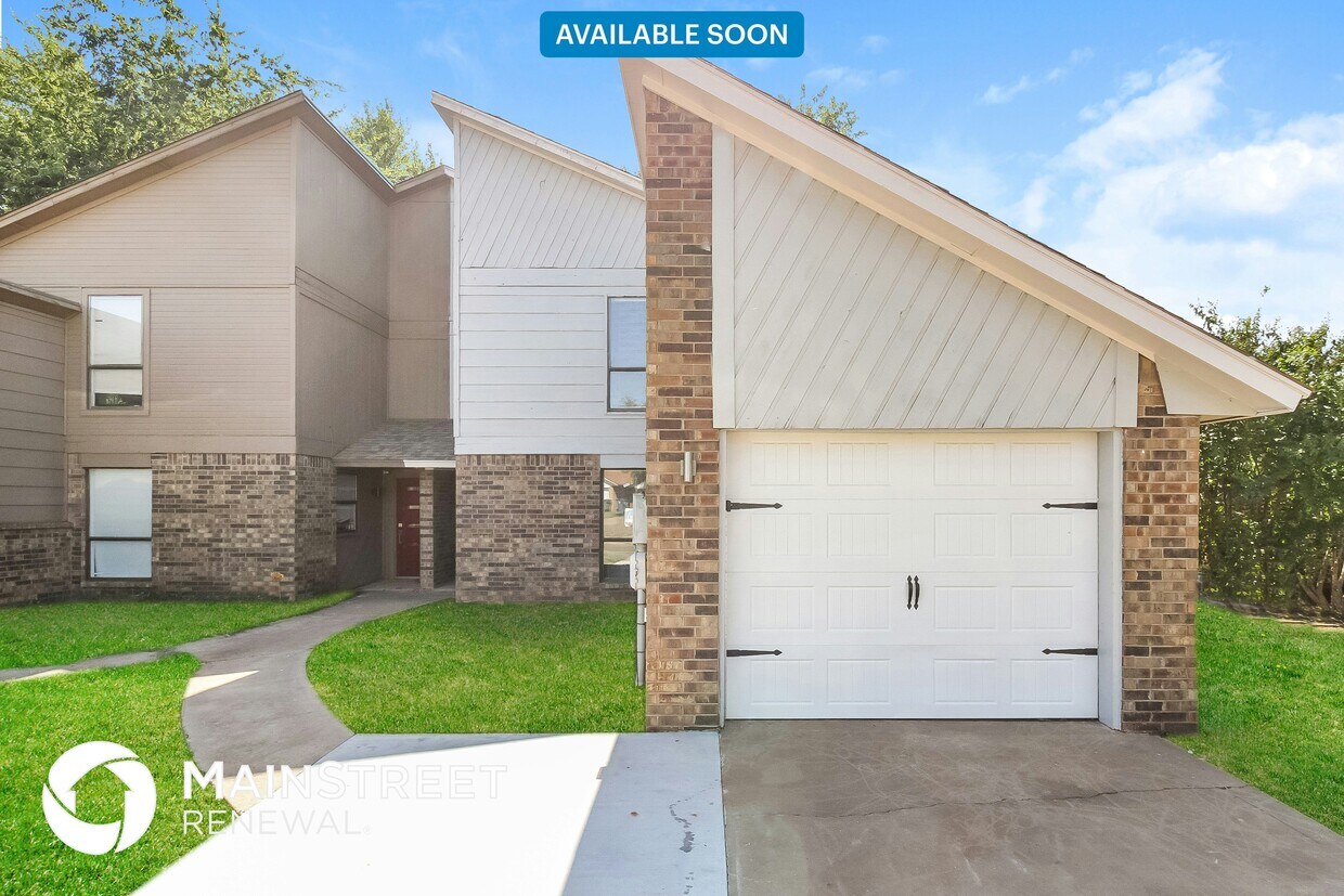Foto principal - 1102 Swan Lake Rd