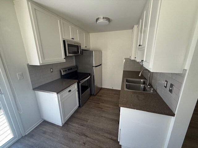 Cocina - 3846 Prospect Ave