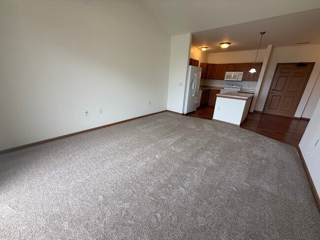 Foto del edificio - 5831 Lupine Ln