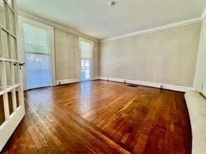 Building Photo - 398 Main St