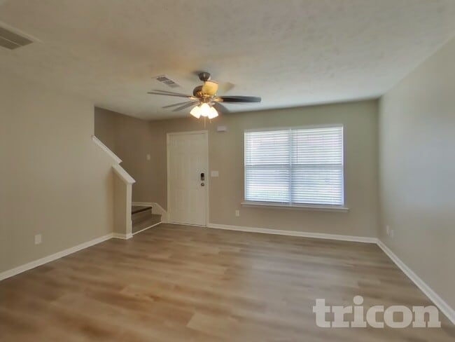 Building Photo - 1109 Shallowbrook Trail S