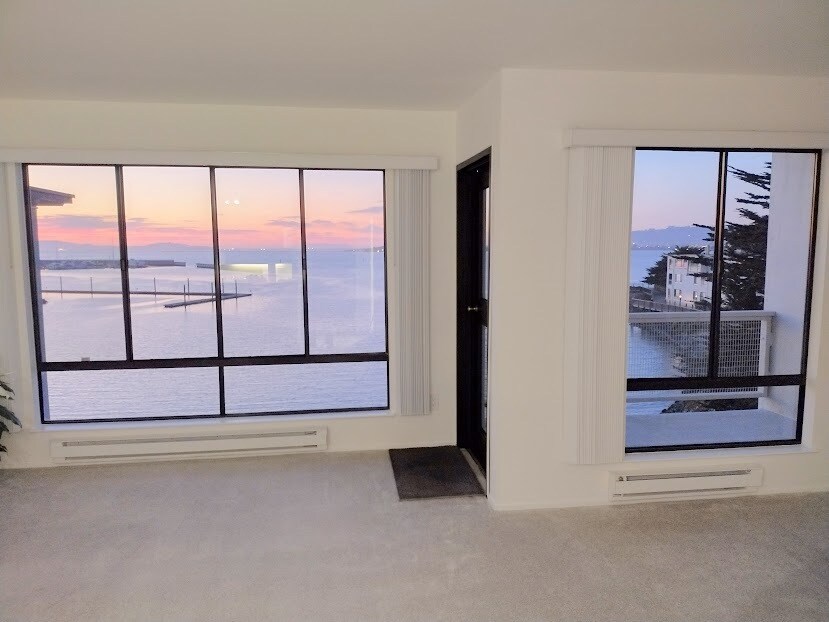 Live next to S.F.Bay, not just in the area! - 5 Admiral Dr