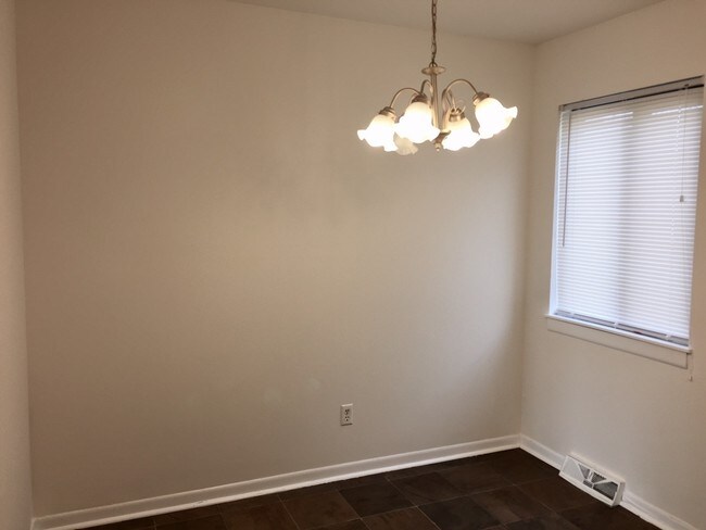 Foto del edificio - 111 Peony St SW