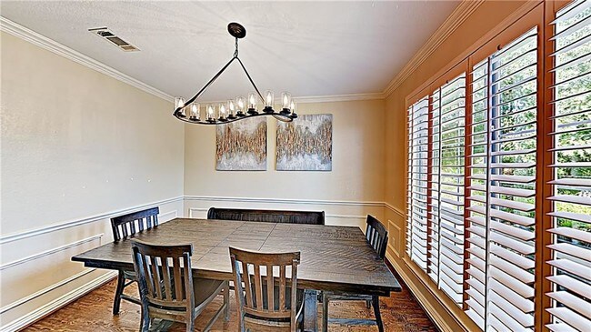 Foto del edificio - 5306 Hidden Trails Dr