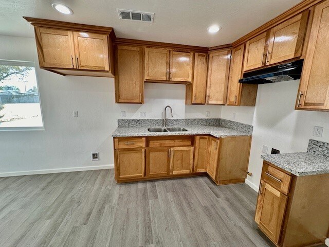 Foto del edificio - 720 Beverly Dr