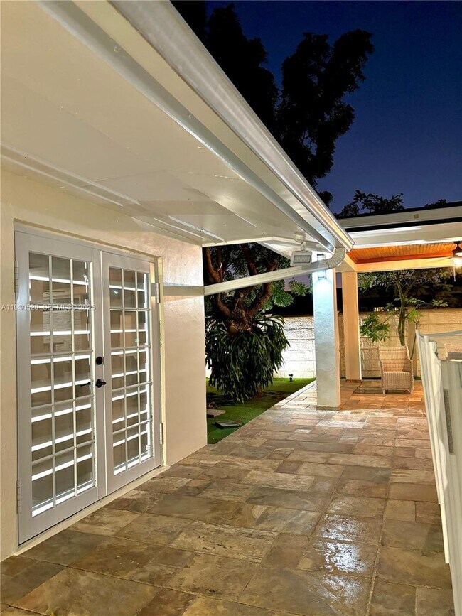 Foto del edificio - 18632 SW 93rd Ct