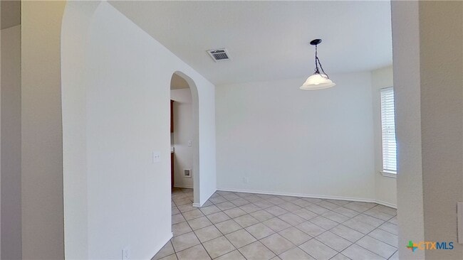 Building Photo - 105 Fishbaugh Ln