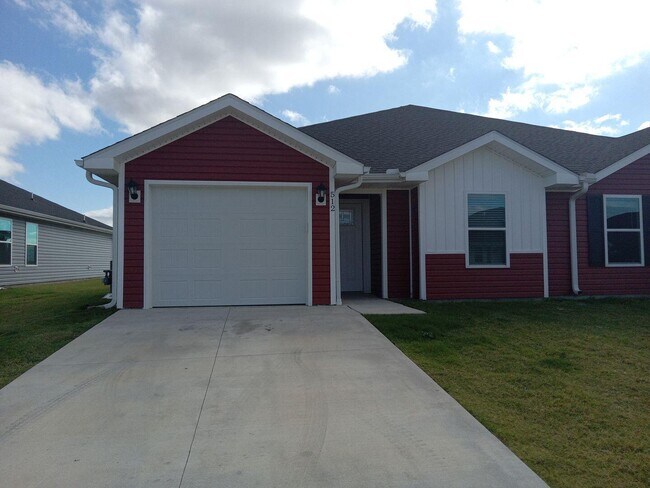 Building Photo - 512 Alex Jordan Dr.