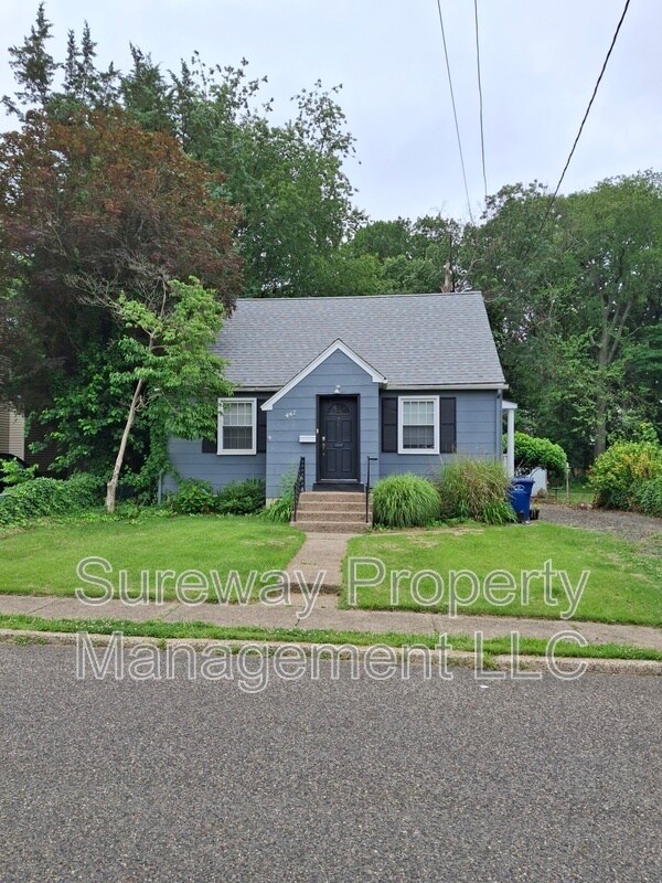 Primary Photo - 447 E Park Ave