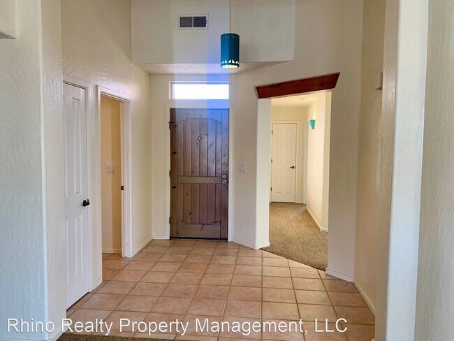 Building Photo - 3 br, 2 bath House - 10227 Sand Sage Dr NW