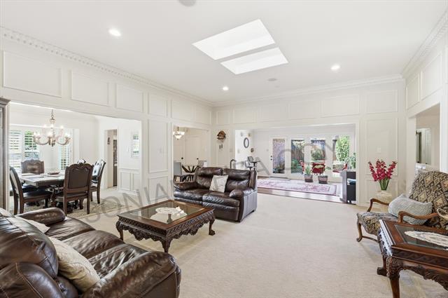 Foto del edificio - 748 Blue Jay Ln