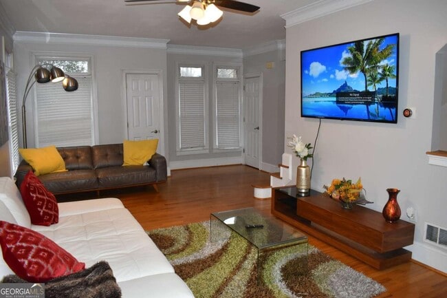 Building Photo - 2846 Piedmont Rd NE