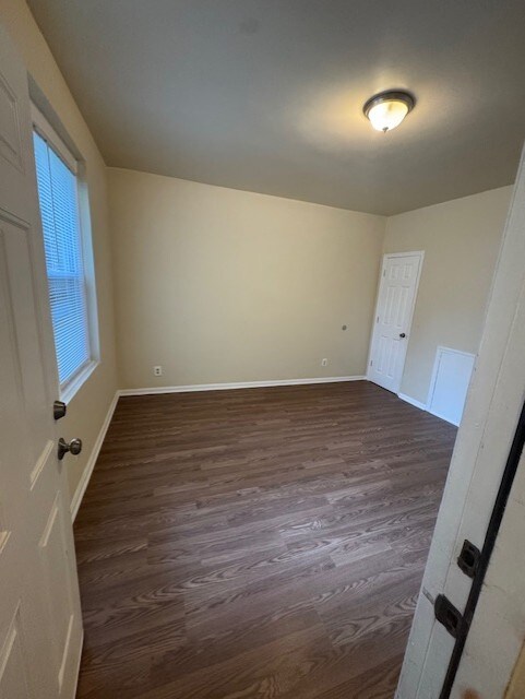 Photo - 1106 Queen St NE Apartment