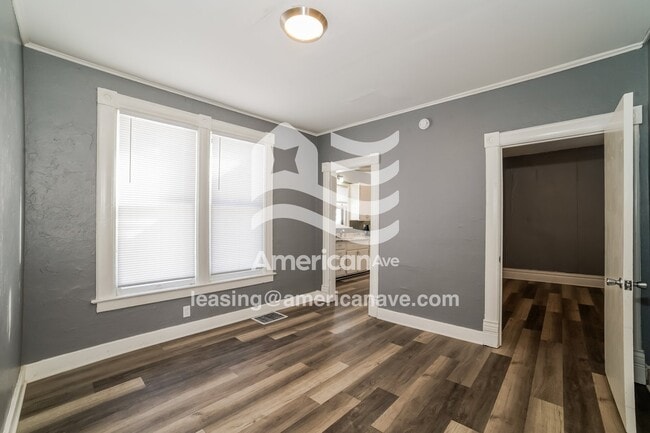 Foto del edificio - 204 E Thrush Ave