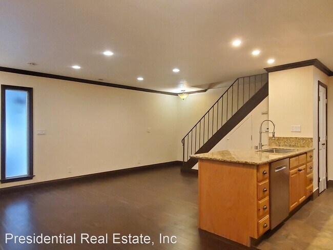 Building Photo - 2 br, 1 bath House - 267 Watson Dr #3