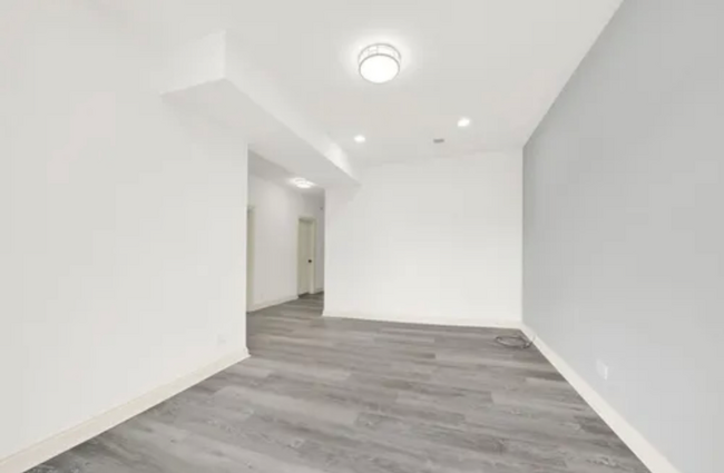 Foto del edificio - 6216 S Artesian Ave