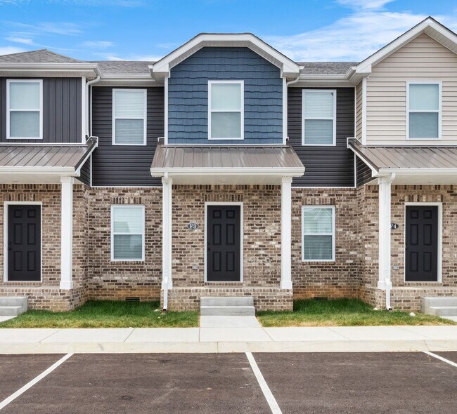 Building Photo - 2 Bedroom Pet Friendly Townhome For Rent N...