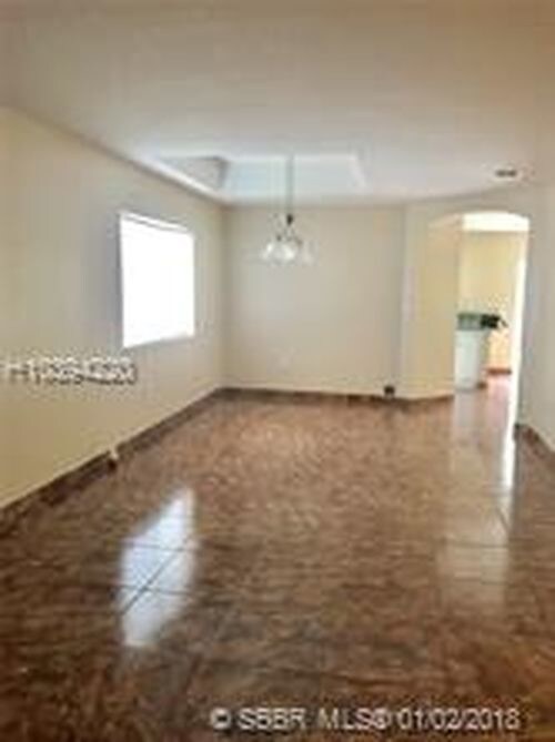 Building Photo - 11635 Robinson St