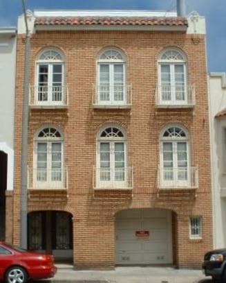 Primary Photo - 2926 Franklin St