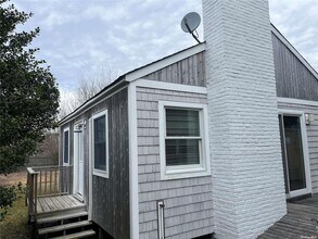 Building Photo - 6 Champlain Walk