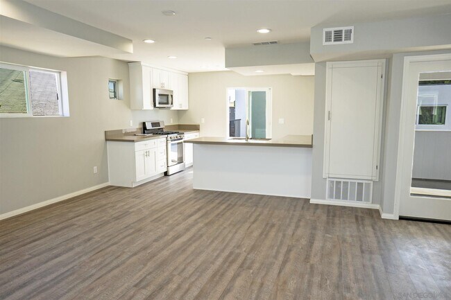 Foto del edificio - 6823 Amherst St