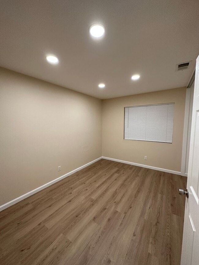 Building Photo - 4bd/2.5ba Home - Moreno Valley