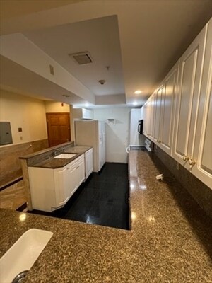 Foto del edificio - 373 Highland Ave