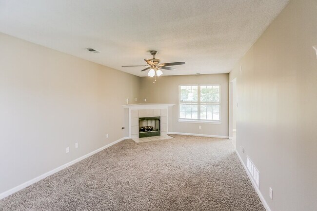 Building Photo - 7700 Belmont Run Cove