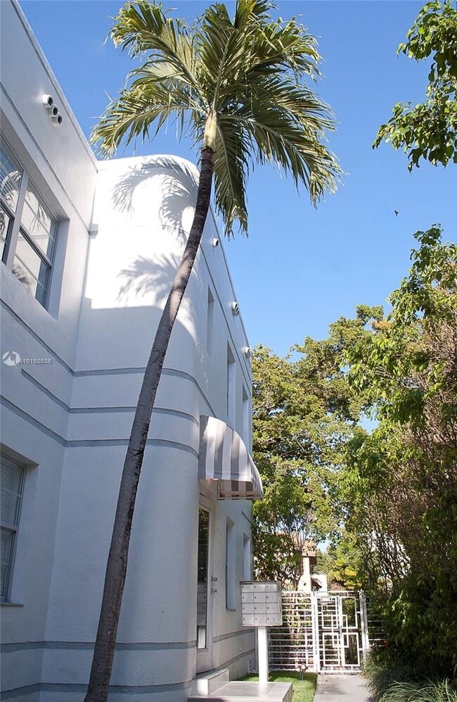 Building Photo - 928 Jefferson Ave