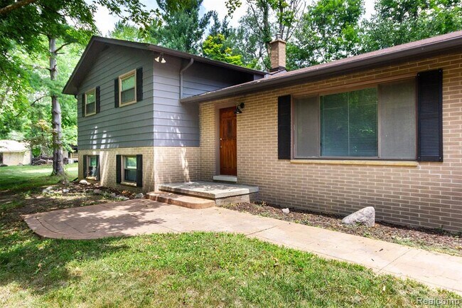 Foto del edificio - 7580 Thornwood St