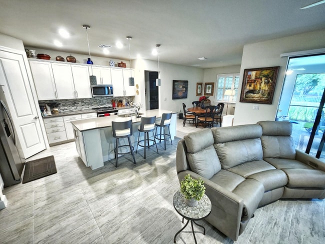 Building Photo - 4729 Imperial Eagle Dr