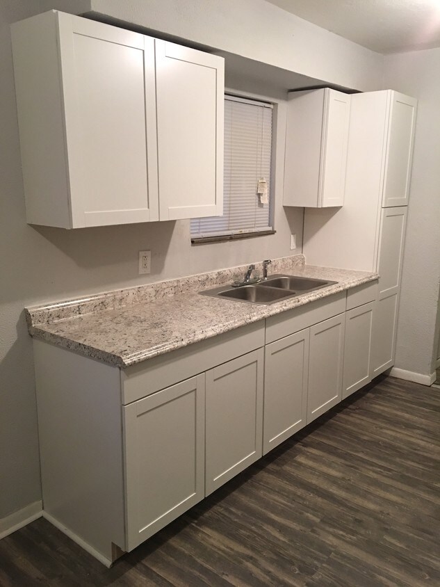 Foto principal - 432 NW 55th St