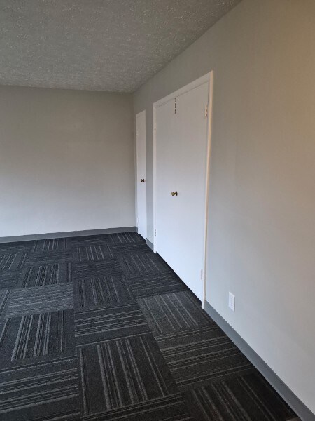 Foto del edificio - 6 Bradley Ave