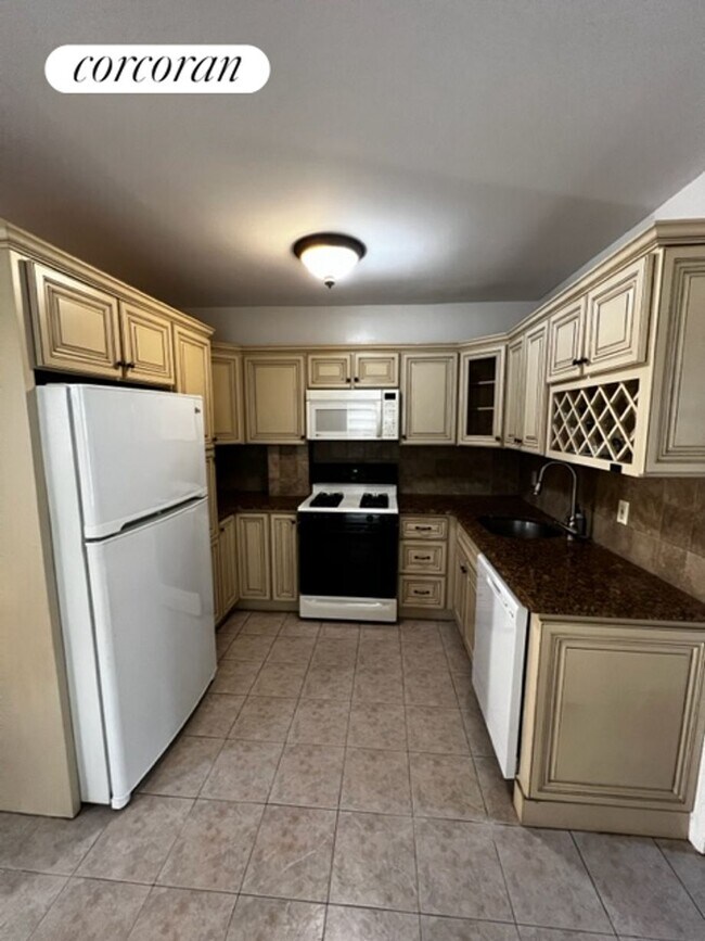 Foto del edificio - 58-29 207th St