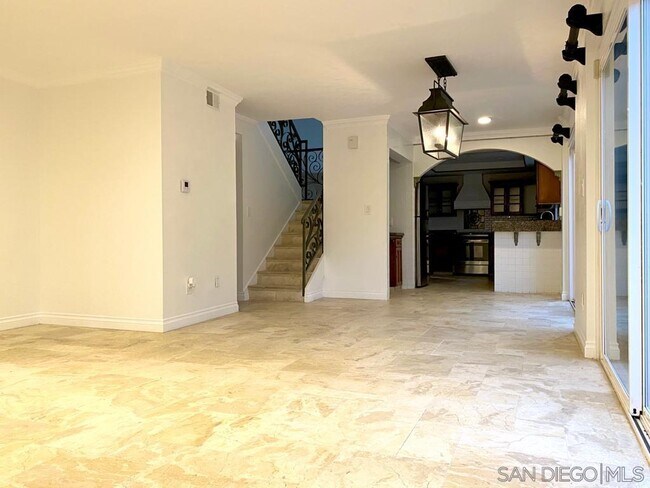 Building Photo - 64 Trinidad Bend