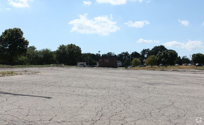 Building Photo - The Welstone at Mission Crossing