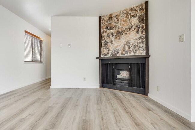 Building Photo - 1 bedroom in San Francisco CA 94116