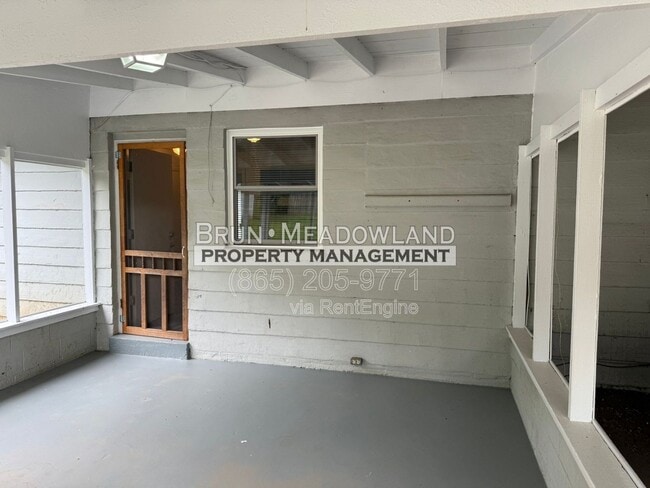 Photo - 3813 Woodlake Dr Townhome