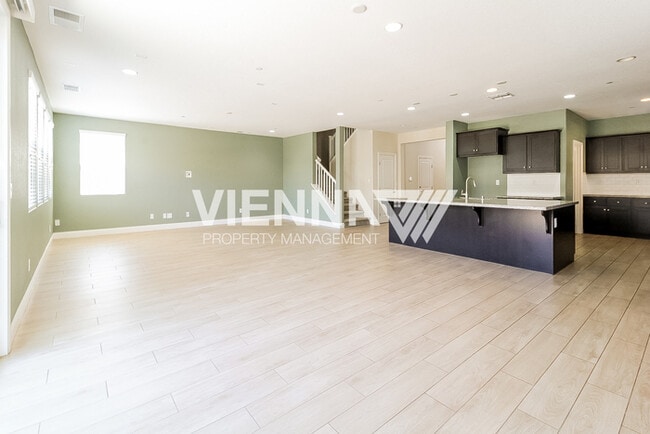 Building Photo - 12702 Thornberg Way
