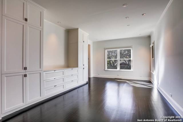 Foto del edificio - 334 Encino Ave