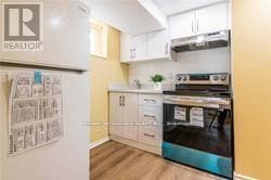 Building Photo - 6 Larkhall Ave