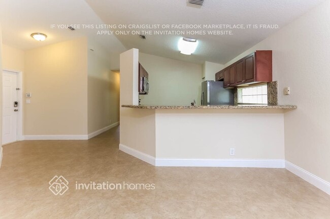 Building Photo - 7201 Vaca Key Way
